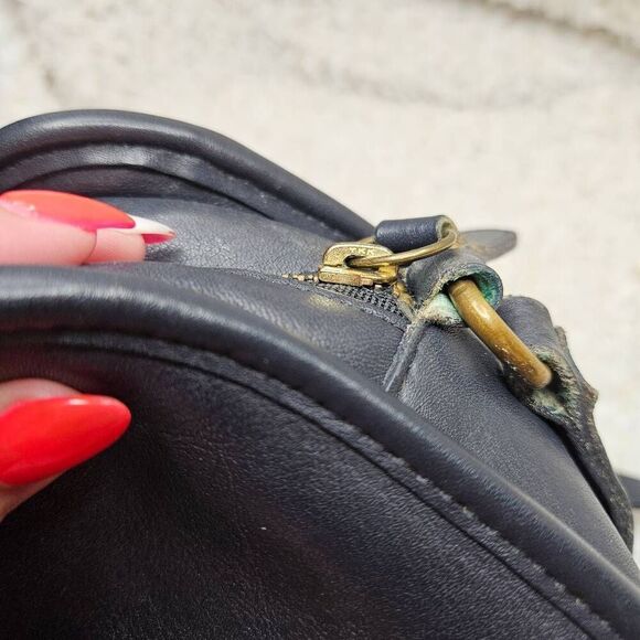 Vintage Coach Lewiston Dark Blue Made in USA Leather Bag‎ - Picture 8 of 13